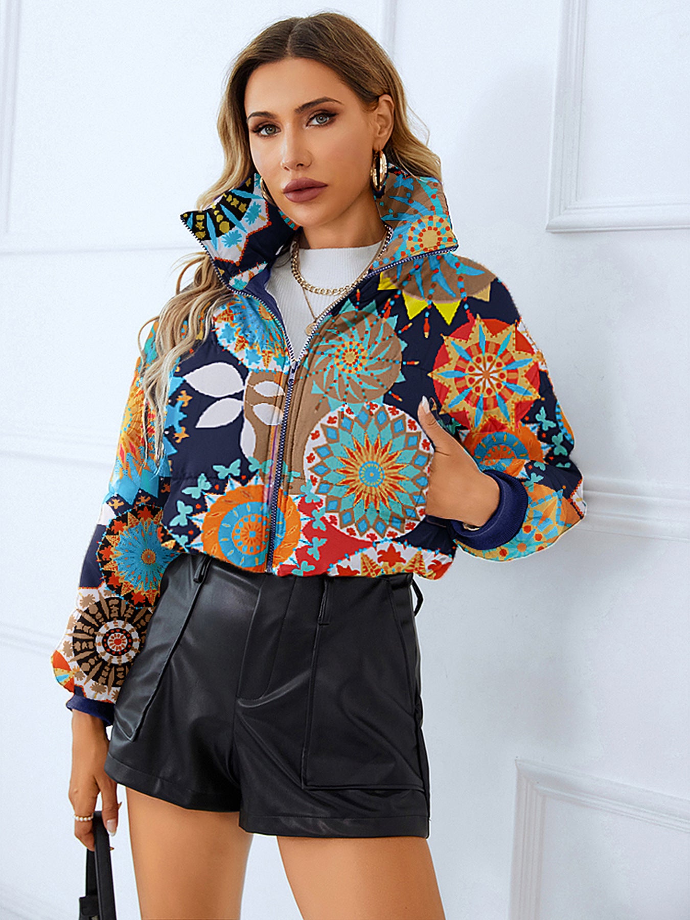 ABYS02 Women's 2023 Winter New Fashion Cotton-padded Jacket Stand Collar Bread Coat Warm Cotton-padded Coat Spot
