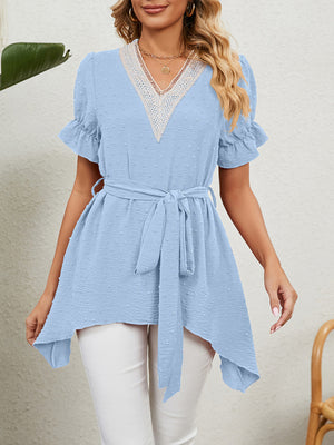 Top de manga corta de gasa con lazo suelto y cuello en V tejido jacquard para mujer 