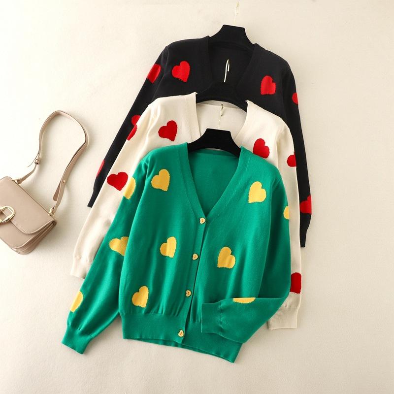 AB06QX Small Fragrant Love V-neck Pearl Heart-shaped Single-breasted Knitted Sweater Cardigan Small Coat Women's Sweet Age-reducing Top