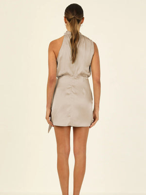 Minivestido feminino de cetim com decote halter de alta qualidade com alça slim fit para celebridades 