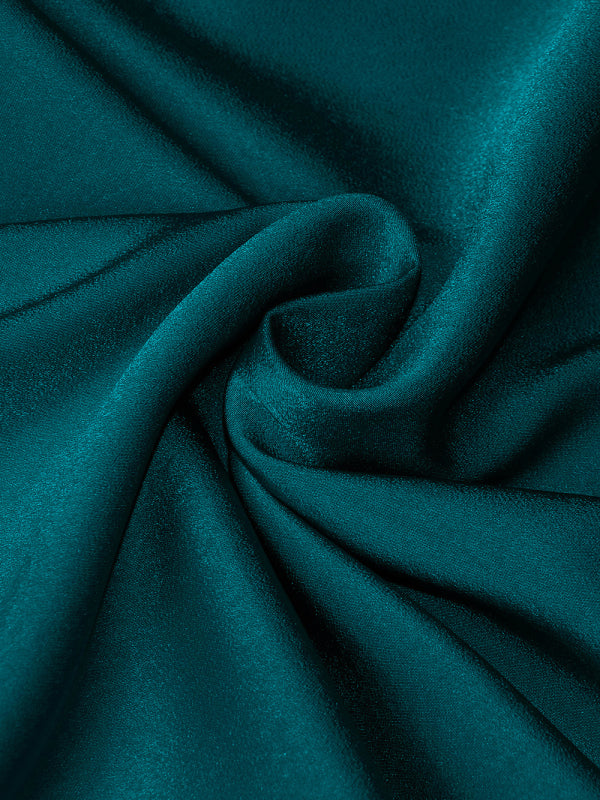 Vestido feminino de comprimento médio com alça de cetim de alta qualidade e corte justo 