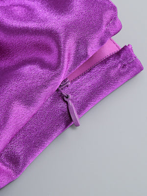 Vestido longo sem alças oco sem costas e cobrindo o quadril 