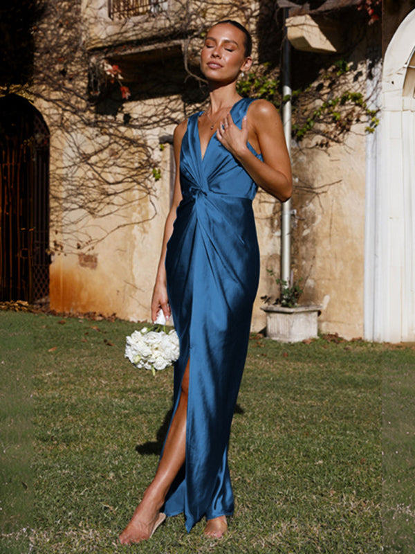 Vestido feminino com decote em V e plissado sem mangas 